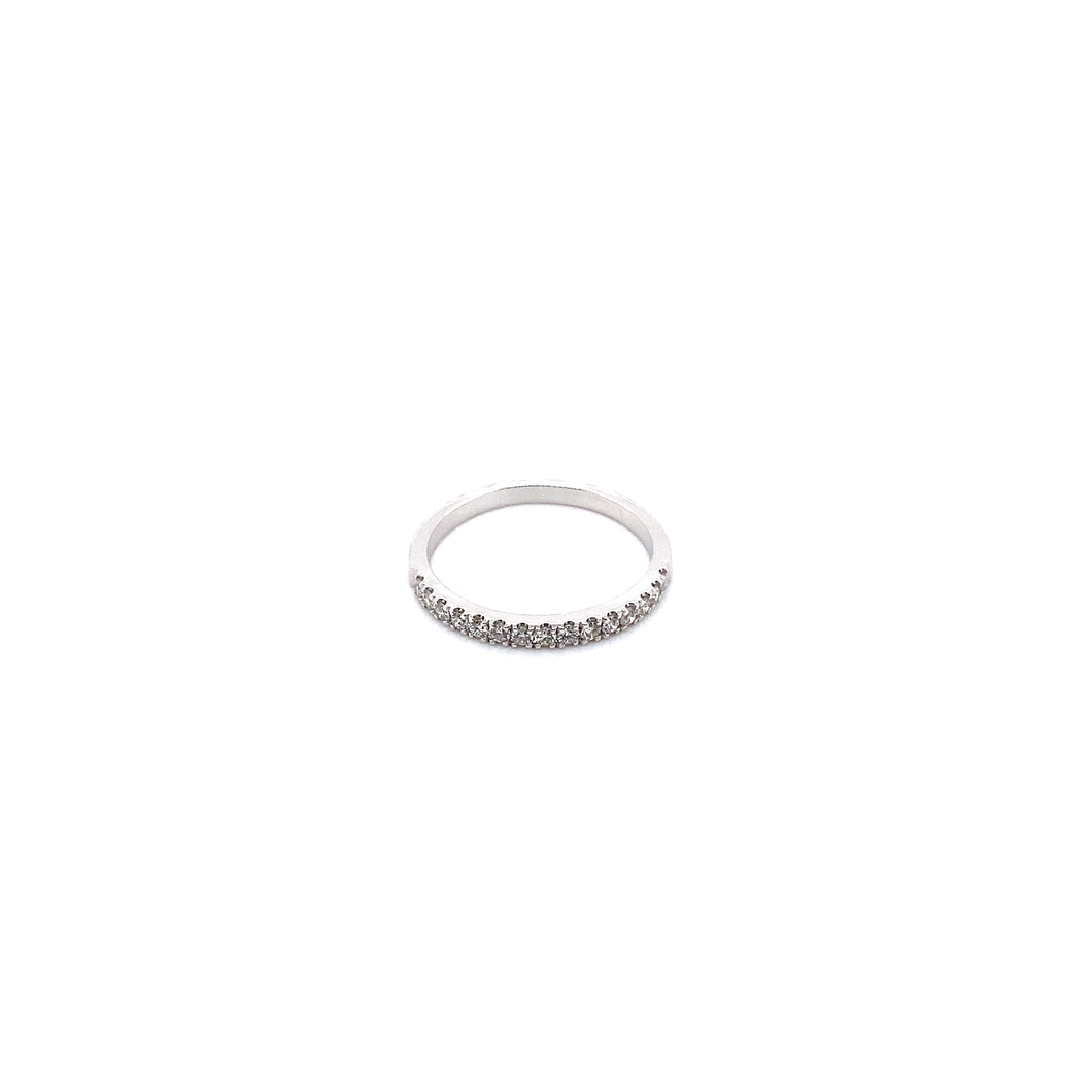 .30pts GSI 18ct White Gold Diamond Band Ring